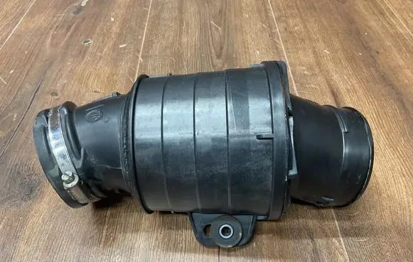 Jaguar F-Type Air intake duct part EX539G790A