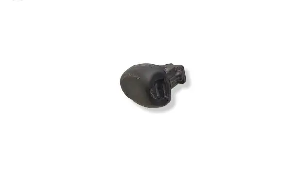Windshield washer spray nozzle