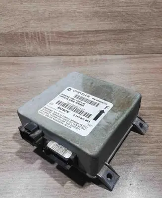 Chrysler Grand Voyager II Airbag control unit/module 04686256 0285001093