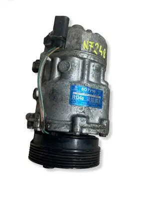 Volkswagen Golf IV Air conditioning (A/C) compressor (pump) 1J0820803K