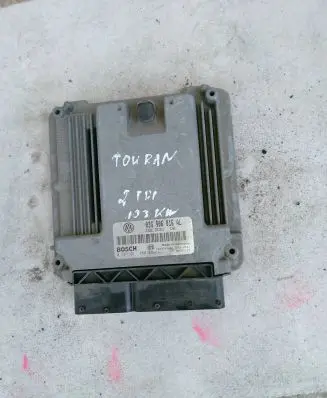 Volkswagen Touran I Engine control unit/module 03g906016al