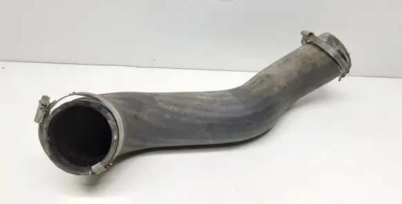 Volvo XC90 Intercooler hose/pipe 31261366