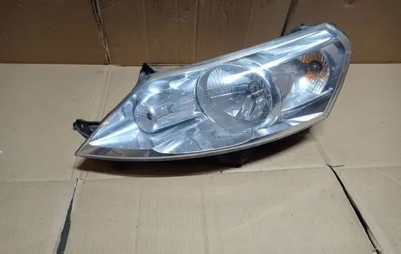 Fiat Scudo Headlight/headlamp 1401368580 89902607