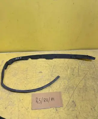 Citroen C3 Picasso Rubber seal front door (on door) 9681428680