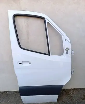 Mercedes-Benz Sprinter W907 W910 Front door