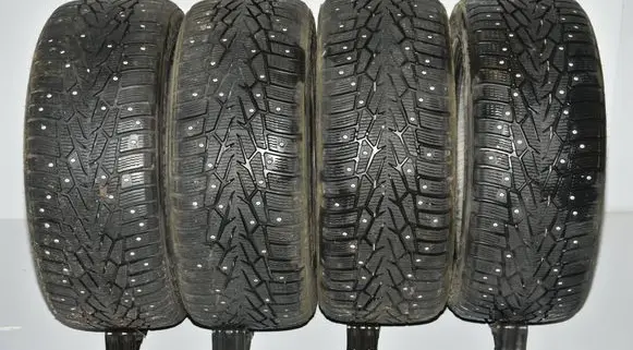 BMW 7 F01 F02 F03 F04 R18 winter tire 