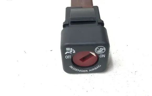 Citroen C3 Passenger airbag on/off switch 9641391277