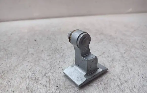 BMW 3 F30 F35 F31 Front door lower hinge 