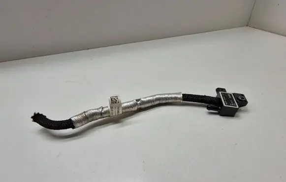BMW 3 G20 G21 Exhaust gas pressure sensor 8570686 7933663