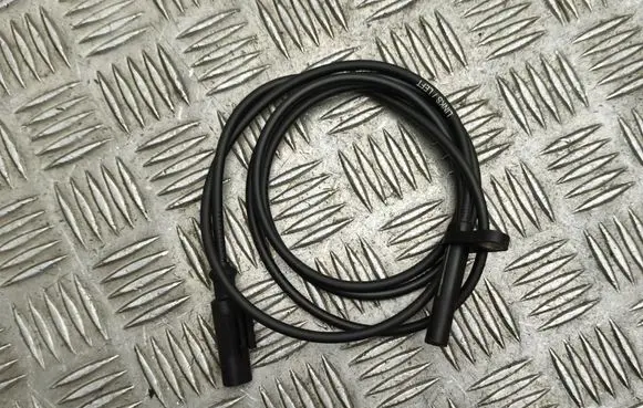 Mercedes-Benz Sprinter W906 ABS wheel speed sensor 0265009340