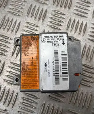 Mercedes-Benz E W210 Airbag control unit/module 0018202126