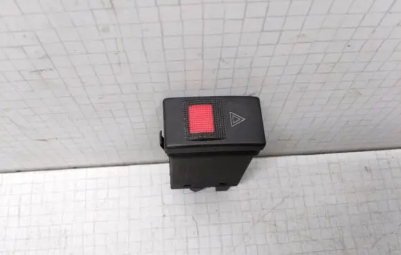 Audi A4 S4 B5 8D Hazard light switch 8D0941509D