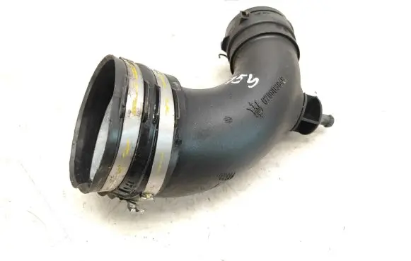 Maserati Ghibli Air intake hose/pipe 70568491 670003846