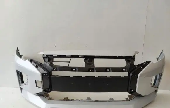 Mitsubishi Space Star Front bumper 6400J973ZZ