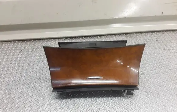 Ashtray (front)
