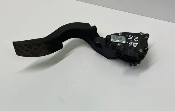 Audi A4 S4 B6 8E 8H Accelerator throttle pedal 8EI721523