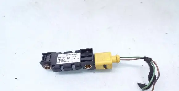 Audi A4 S4 B6 8E 8H Airbag deployment crash/impact sensor 8E0959643A
