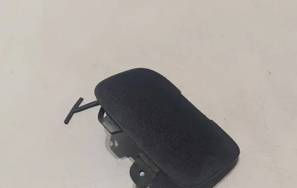 Volvo V70 Front tow hook cap/cover 9190895 9484553 2419