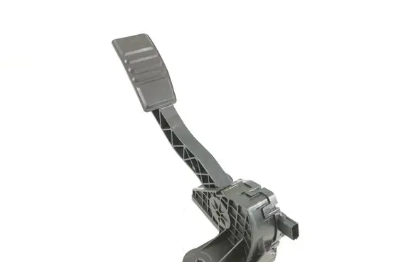 Ford Mustang VII Accelerator throttle pedal CR339F836BE
