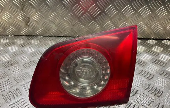 Volkswagen PASSAT B6 Tailgate rear/tail lights 272002