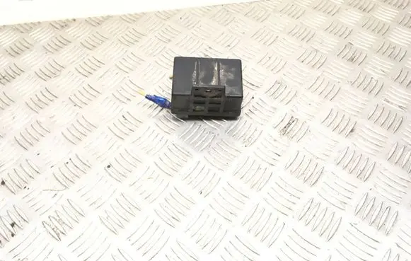 Citroen Berlingo Glow plug pre-heat relay 9639912580