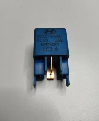 Hyundai Terracan Other relay 95225H1200 DC12V30A