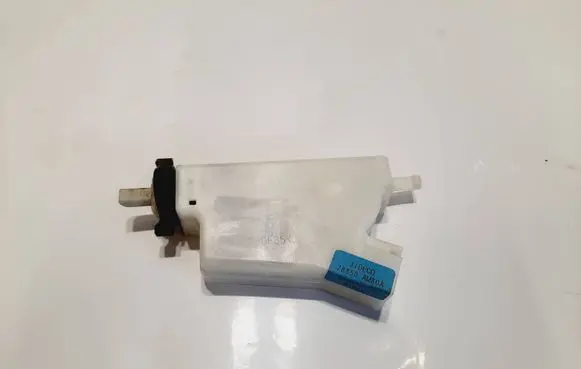 Infiniti FX Fuel tank cap lock 