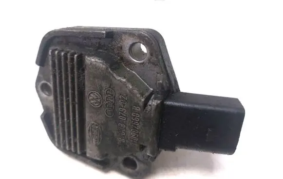 Audi A4 S4 B7 8E 8H Oil level sensor 1J0907660B