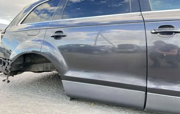 Rear door