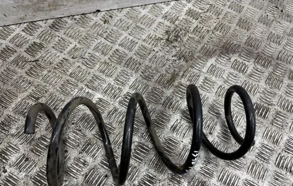 Lexus RX 450H Front coil spring 