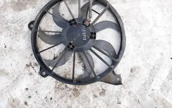 Dodge Journey Radiator cooling fan shroud 5489186 5.489.186