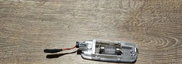 Audi A4 S4 B7 8E 8H Other interior light 4e0947105