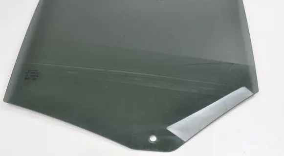 Volvo XC90 Rear door window glass 