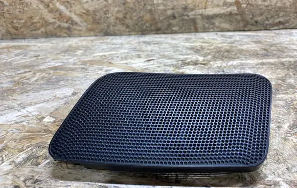 Infiniti QX80 Side speaker trim/cover 281771LA0A