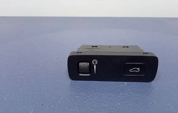 Volvo S90, V90 Other switches/knobs/shifts P31376510