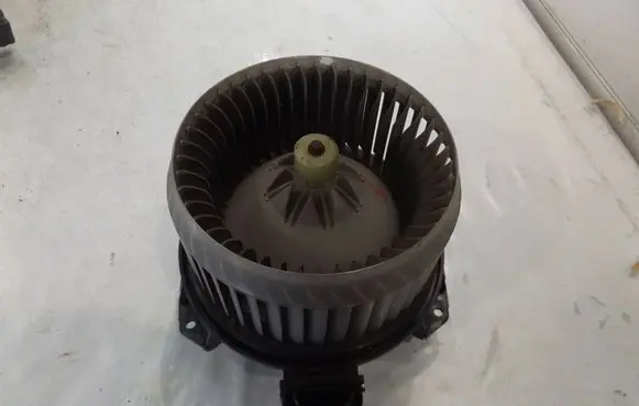 Toyota Yaris Fan set 