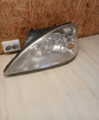 Ford Galaxy Headlight/headlamp 0301183201 7M5941015L 01102A04HR