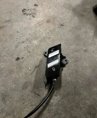 Mercedes-Benz S W221 Central locking switch button A2218213151 A3218203151
