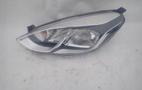 Ford Fiesta Headlight/headlamp