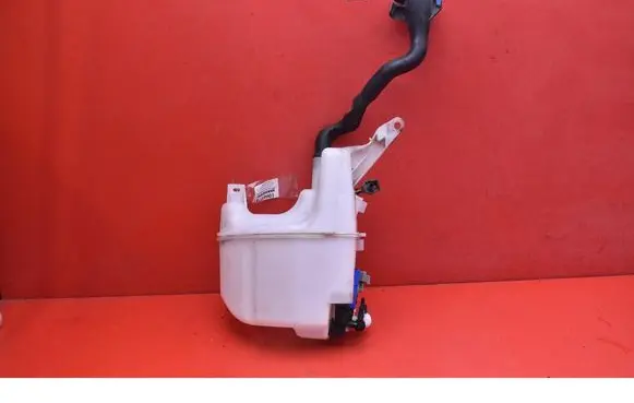 Volvo V60 Windshield washer fluid reservoir/tank 31253218