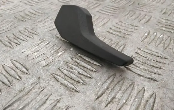 Audi Q3 F3 Engine bonnet (hood) release handle 4M0823661