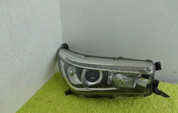 Toyota Hilux (AN120, AN130) Headlight/headlamp ok-56 KOITO
