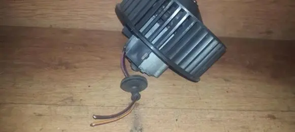 Ford Fiesta Heater fan/blower g1uhn 0126002