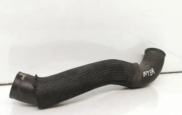 Intercooler hose/pipe