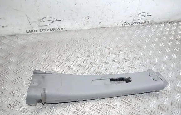 KIA Sorento (B) pillar trim (top) 858263E000