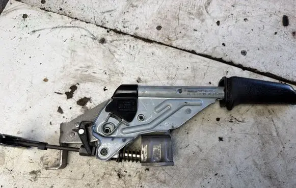 Audi A4 S4 B5 8D Handbrake/parking brake lever assembly 6764924