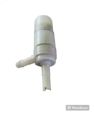 Ford Maverick Windscreen/windshield washer pump