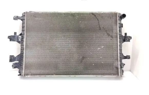 Volkswagen Transporter - Caravelle T5 Coolant radiator 7E0121253A