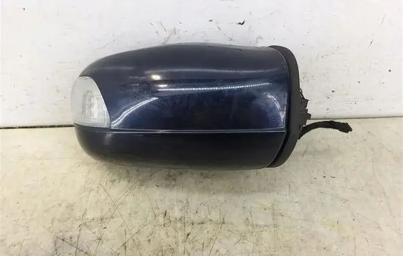 Mercedes-Benz E W210 Front door electric wing mirror 