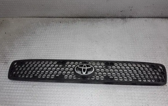Toyota RAV 4 (XA10) Front grill 5311142010